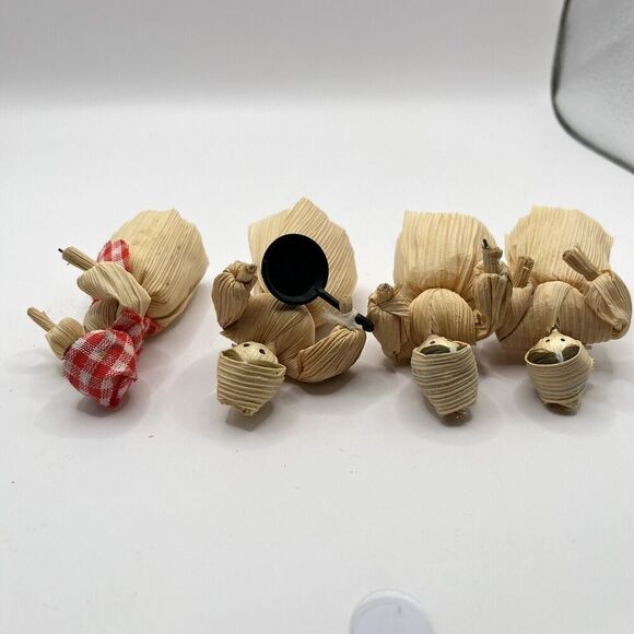 Vintage Cornhusk Doll Lot Of 4 Cast Iron Bonnet 3” - Picture 5 of 7